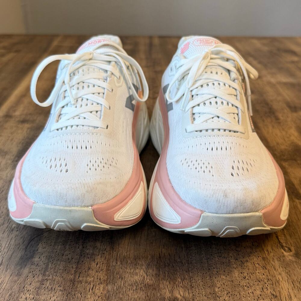New Balance x CALIA MORE V5 Shoe Fresh Foam Neutral Max Cushion White Women 9.5B - Picture 9 of 10